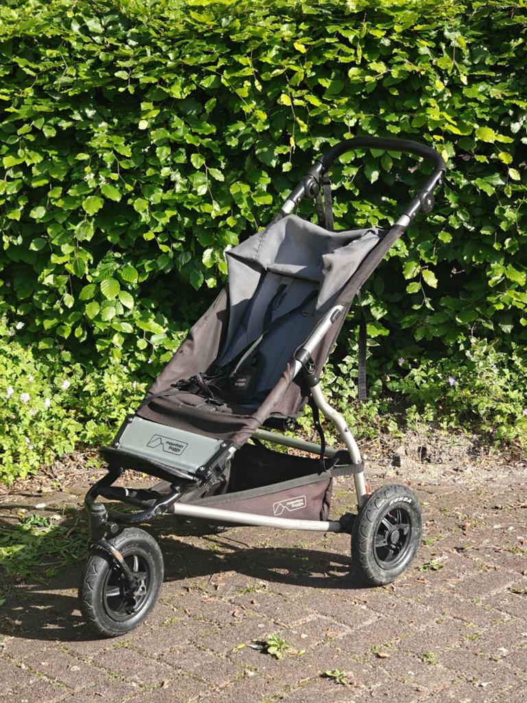 Mountain Buggy Swift, Ophalen, Zonnekap