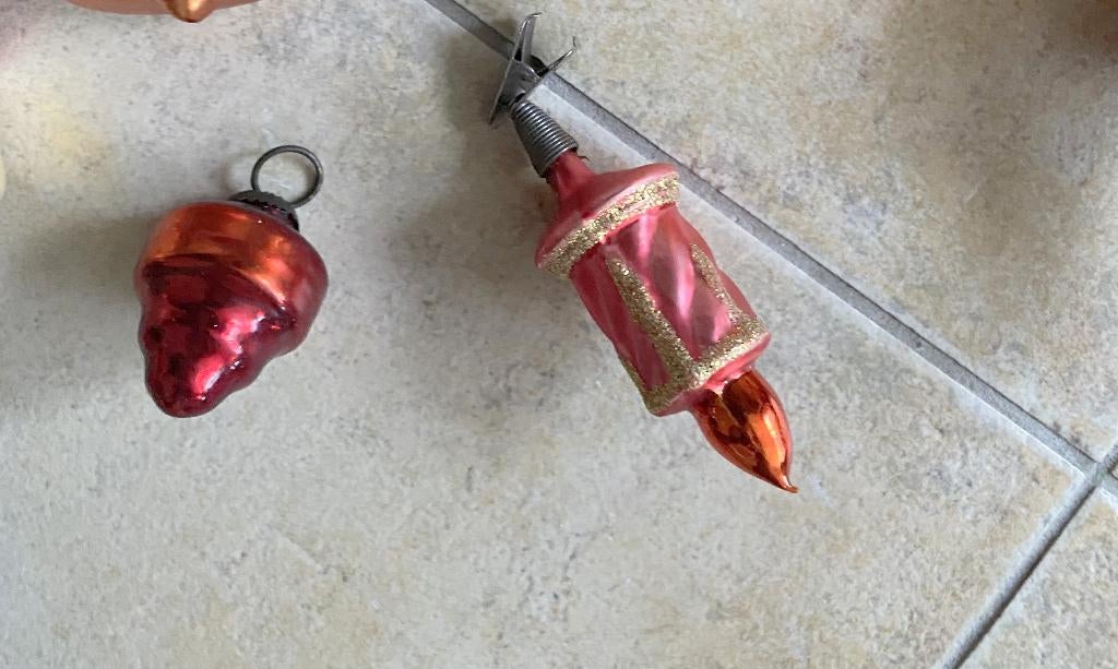 oude Kerstbal Heksenbal / Kerstman, vintage slingers e.a, Diversen, Kerst, Ophalen of Verzenden, Zo goed als nieuw