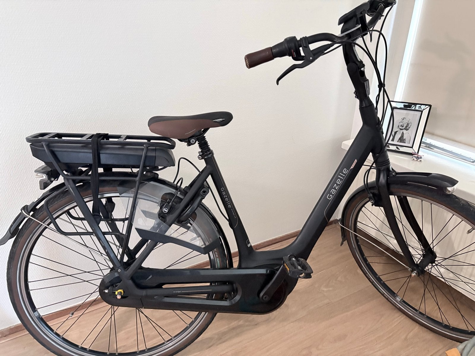 Gazelle Orange C8 elektrische damesfiets - Z.g.a.n.