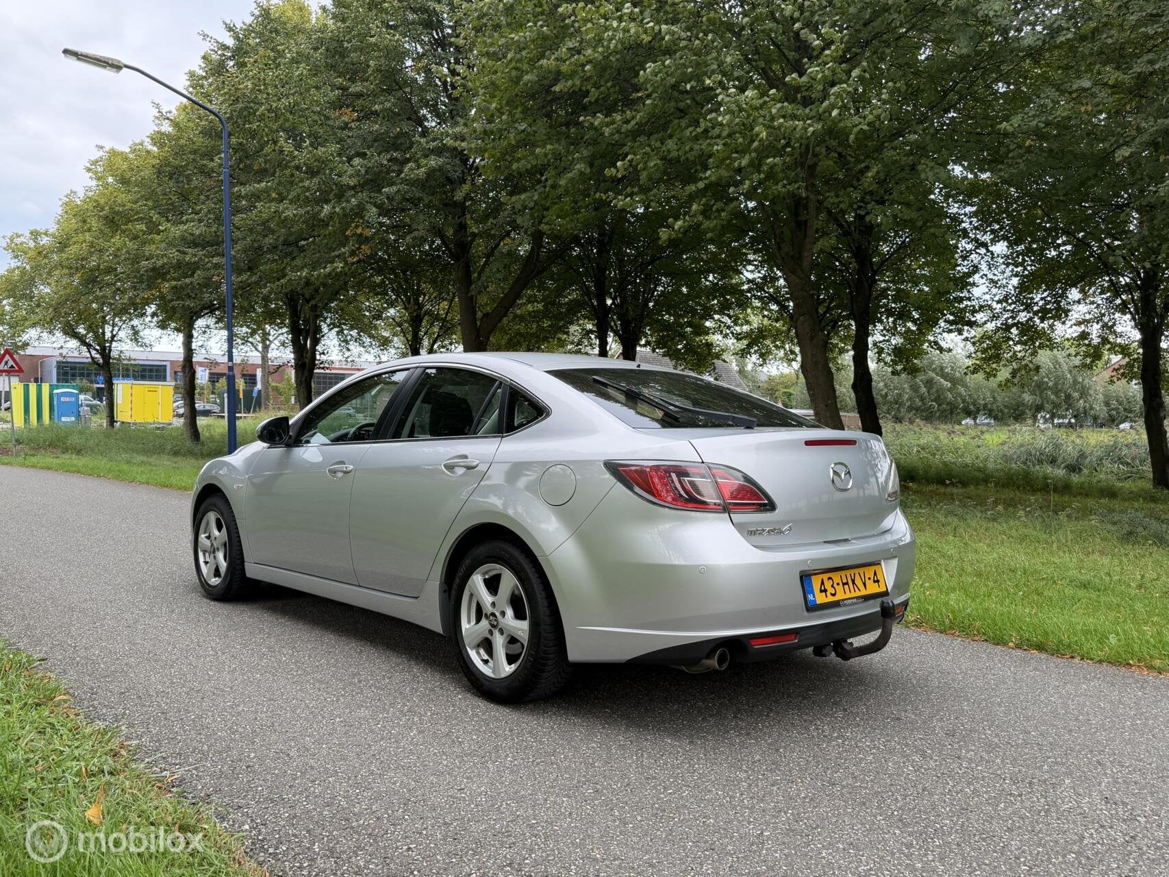 Mazda 6 2.0 S-VT Business Plus*AUTOMAAT*SCHERM*PARKEERSENSOR, Auto's, 1330 kg, Stof, Gebruikt, Zwart
