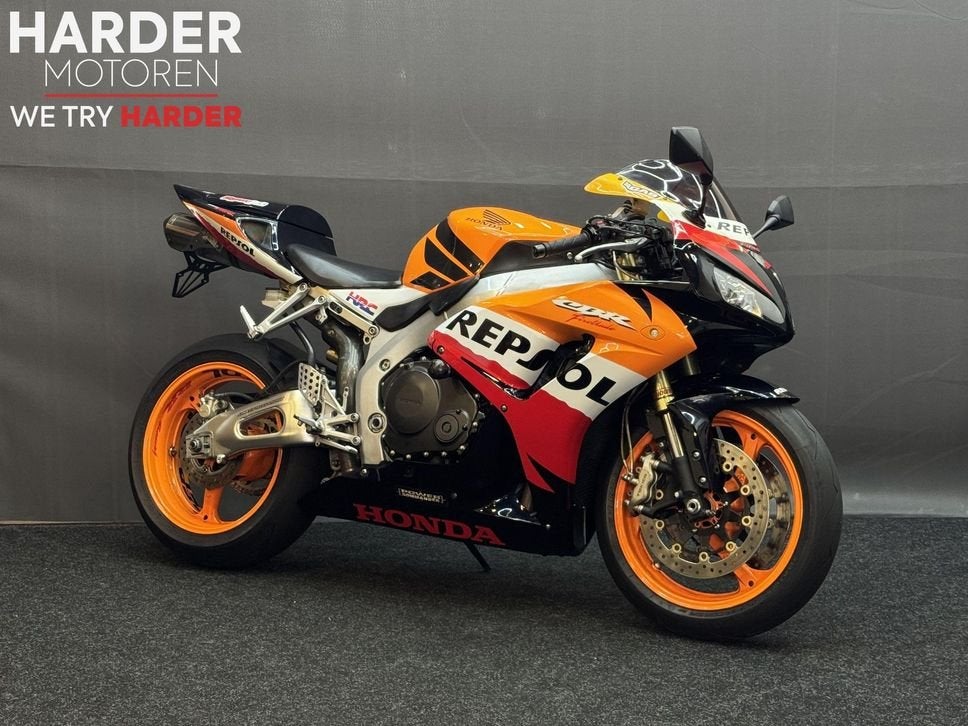 HONDA CBR 1000 RR FIREBLADE REPSOL | ORI NL | BOMVOL OPTIES, HONDA, 4 cilinders, Motorrijbewijs A, Bedrijf