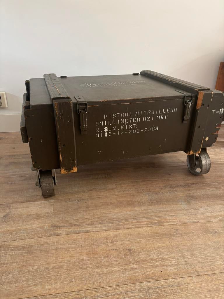 Munitie kist salon tafel met wielen, Ophalen, Gebruikt, 50 tot 100 cm, Minder dan 50 cm