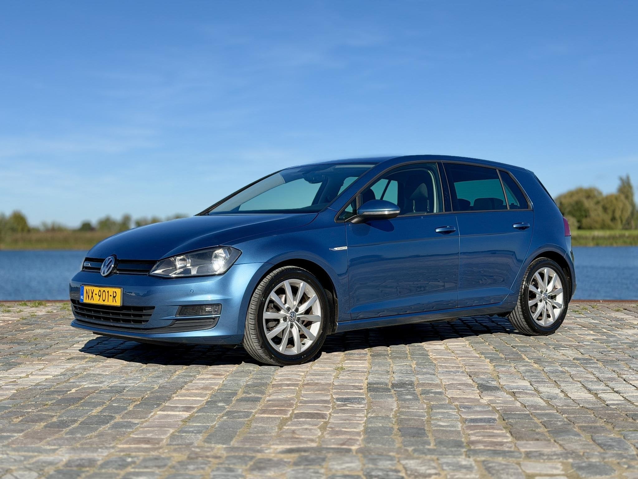 Volkswagen Golf 1.0 TSI Comfortline|Clima|Navi|Cruise|Trekha, Auto's, Voorwielaandrijving, Stof, Gebruikt, Blauw