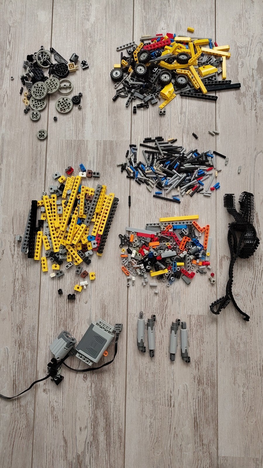 Grote partij LEGO Technic onderdelen met motor, Lego, Ophalen of Verzenden, Zo goed als nieuw, Technic