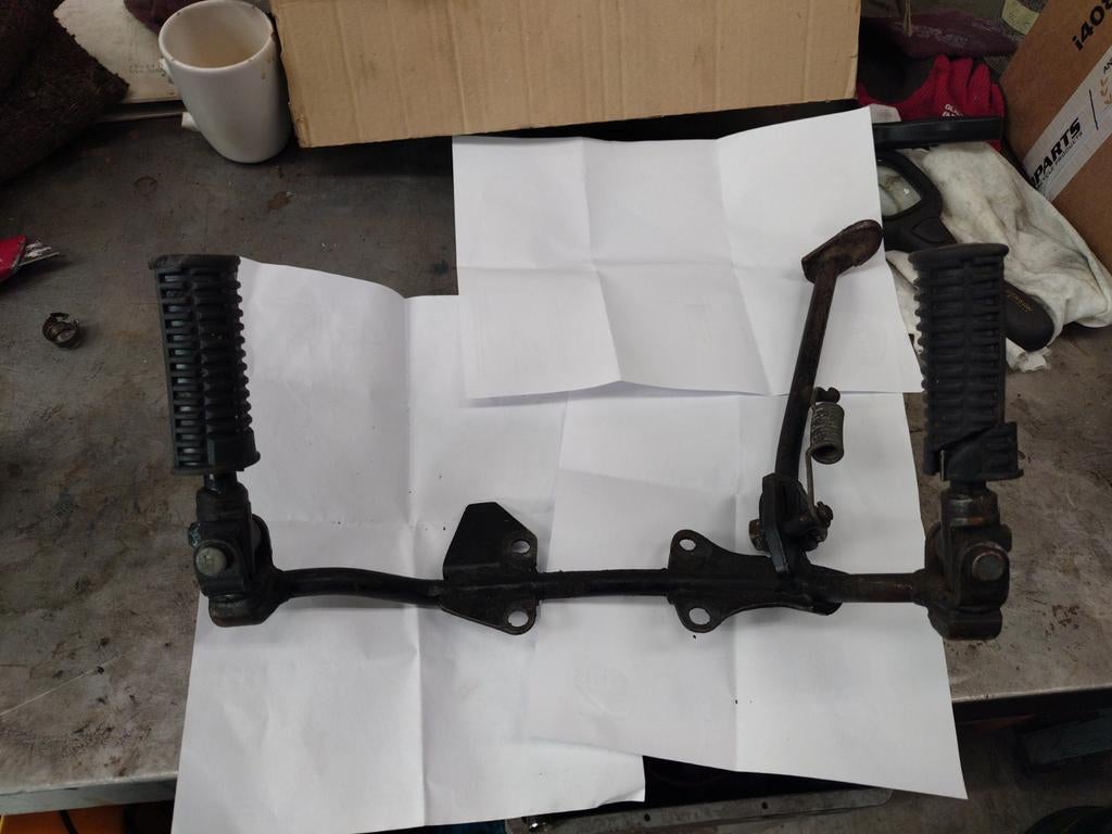 Honda Dax Voetsteunenset met standaard en benzinetank, Ophalen of Verzenden, Gebruikt, Overige modellen