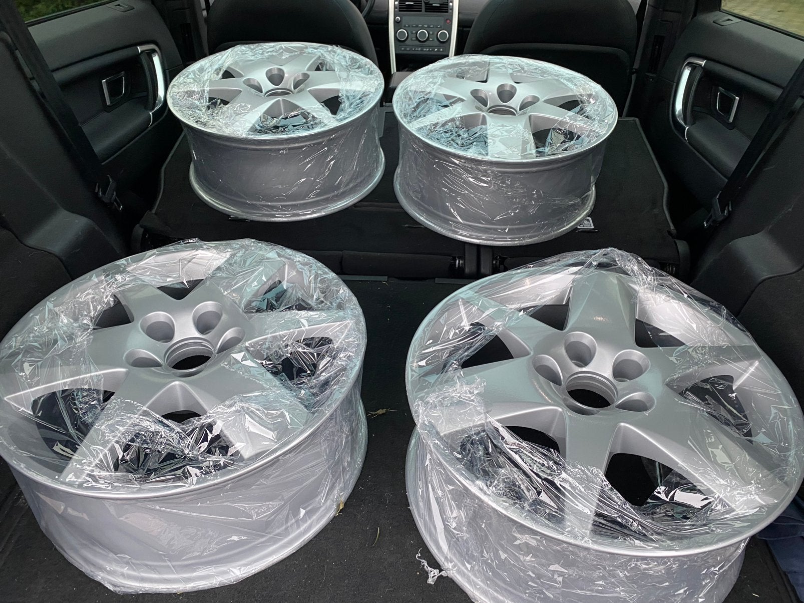 Saab alu 46 set 17 inch nieuw gecoat, Ophalen