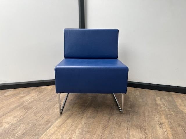 Blauw bankje Pedrali, Ophalen, Nieuw