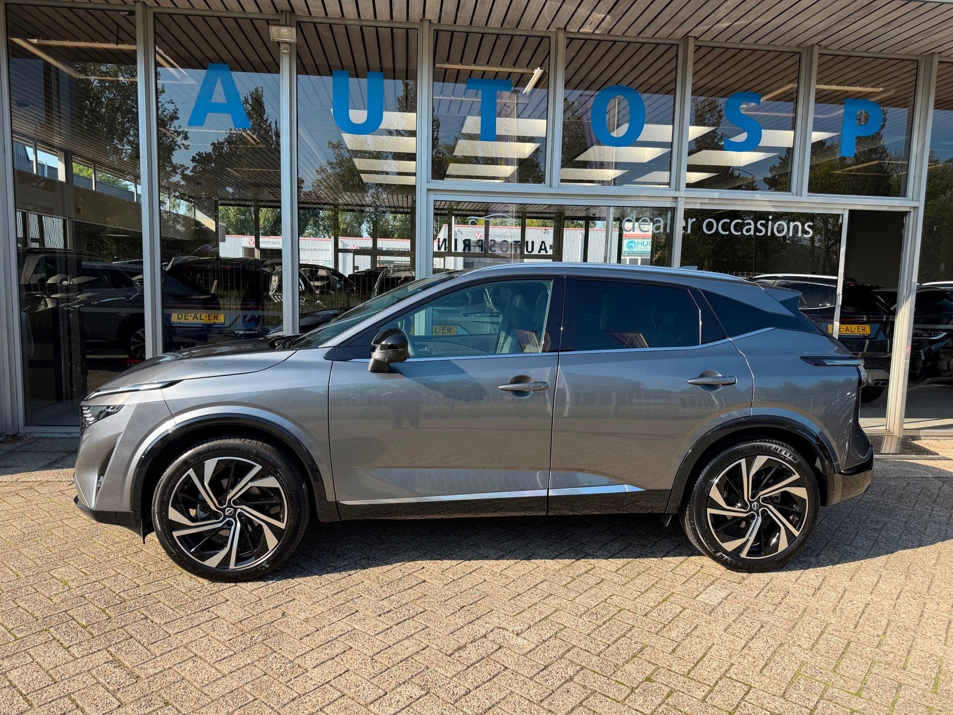 Nissan Qashqai 1.3 MHEV Xtronic Tekna Plus 158PK /PANORAMADA, Gebruikt, Zwart, 4 cilinders, Bedrijf