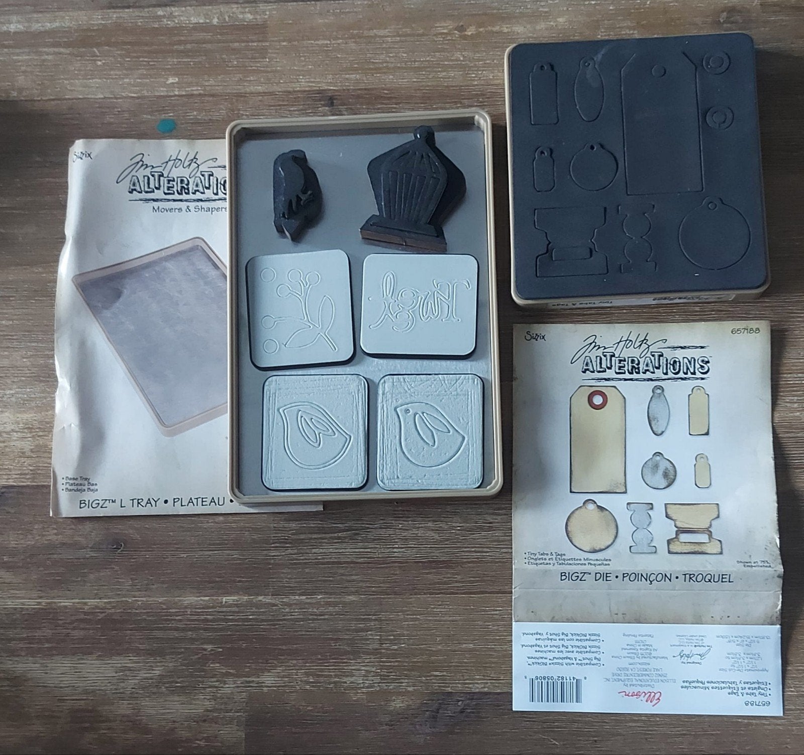 Sizzix Alterations Tim Holtz Bigz L Tray Movers & Shapers, Geschikt voor snijden, Gereedschap of Toebehoren, Zo goed als nieuw