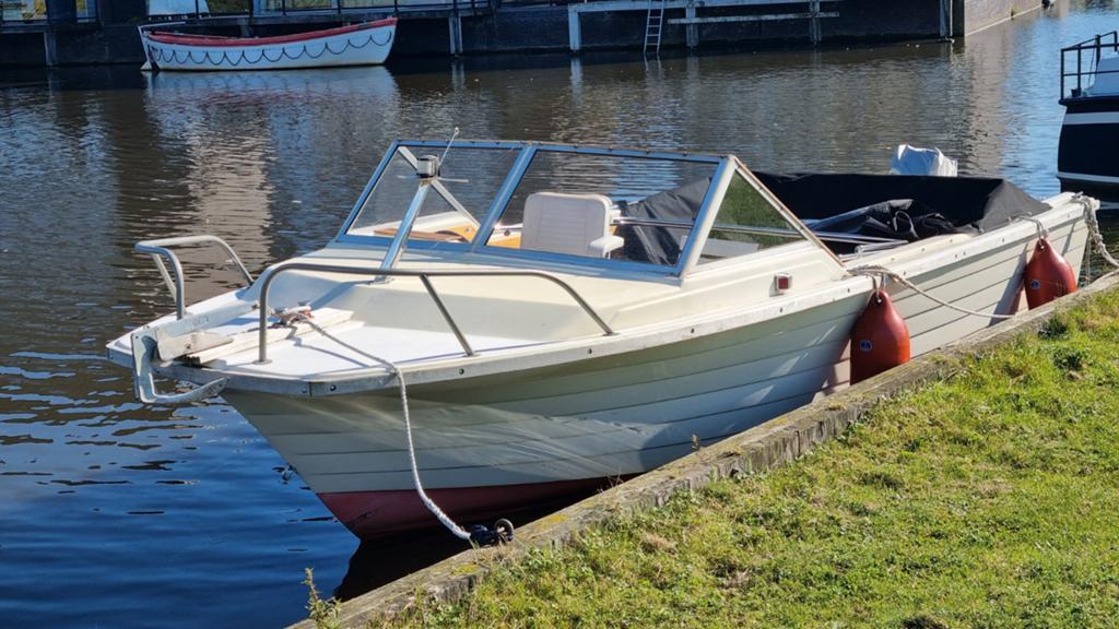 Polyester toer/visboot met 9.9 pk yamaha, Watersport en Boten, Ophalen, Polyester