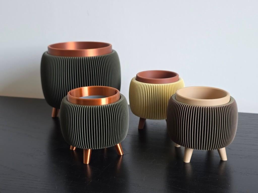 Design Plantenpot – Retro Ribbel met Pootjes, Tuin en Terras, Bloempotten, Kunststof, Rond, Ophalen of Verzenden, Binnen