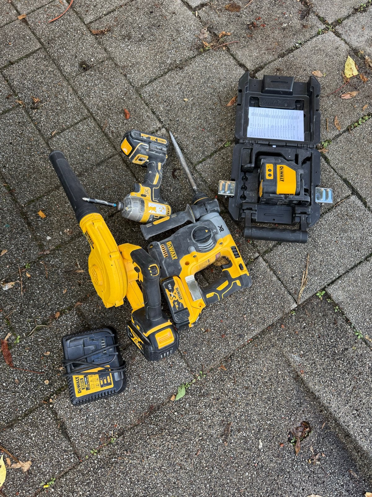 DeWalt gereedschap set: Boorhamer, slagschroevendraaier, bla, Boor- en/of Breekhamer, Ophalen of Verzenden, Klopboormechanisme