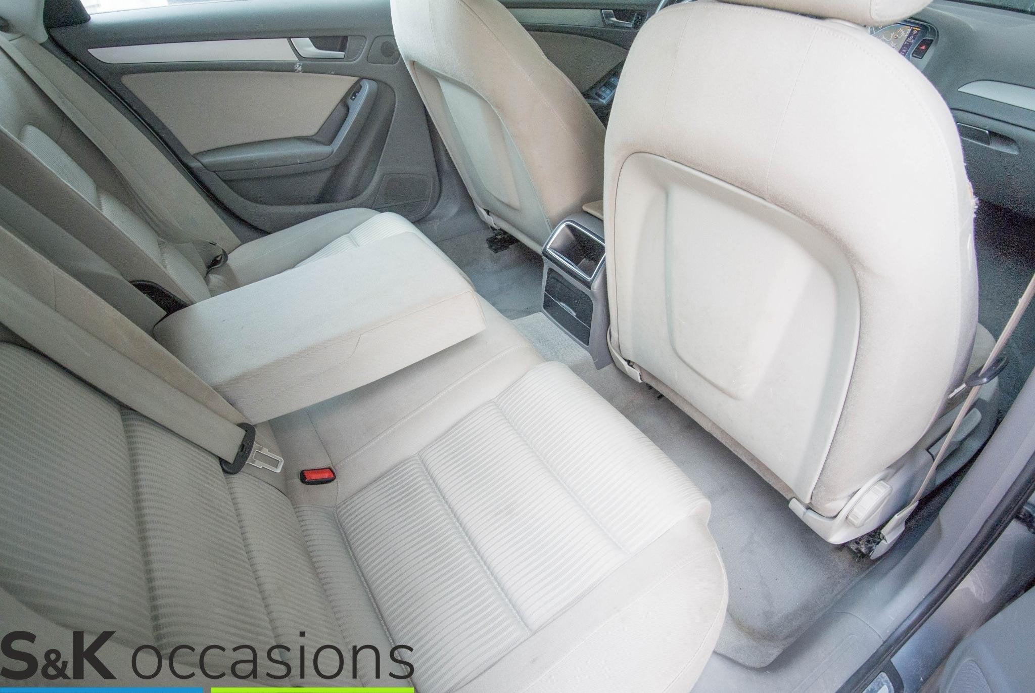 Foto 4 van Audi A4 Avant 2.0 TFSI quattro Pro Line Business