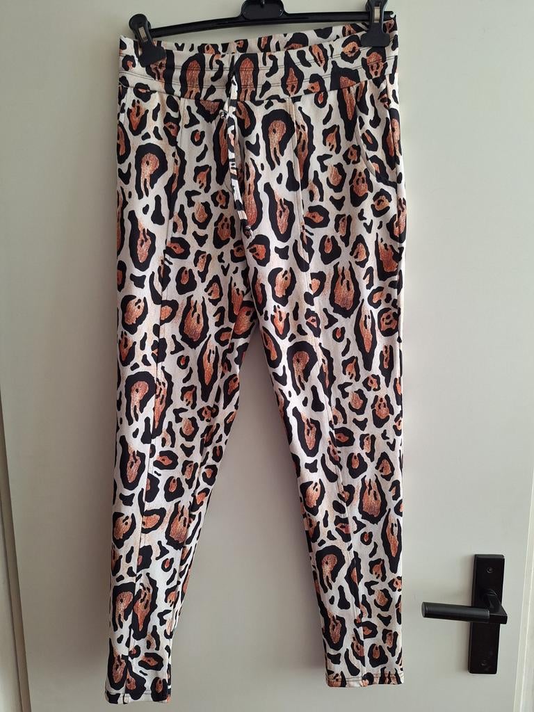 Broek triple nine maat m kreukvrij stretch panterprint, Maat 38/40 (M), Bruin, Ophalen of Verzenden, Zo goed als nieuw
