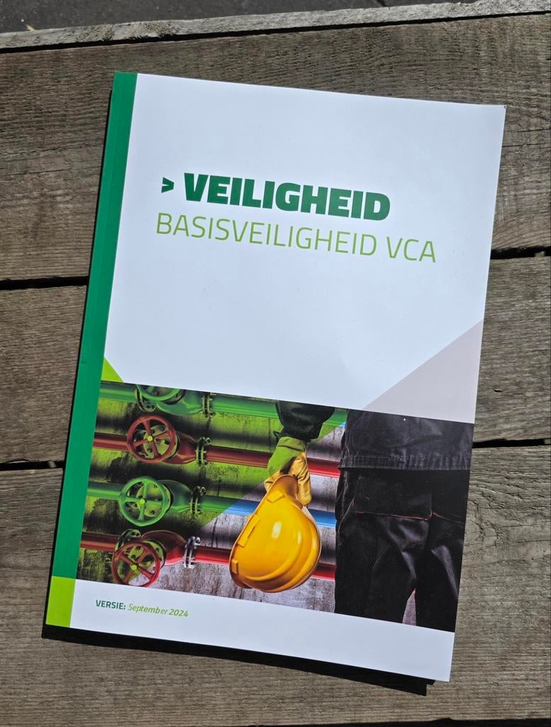 Basisveiligheid VCA Leerboek Bouwvakkers (september 2024), Ophalen of Verzenden, Nieuw, MBO, KIWA Training & Development