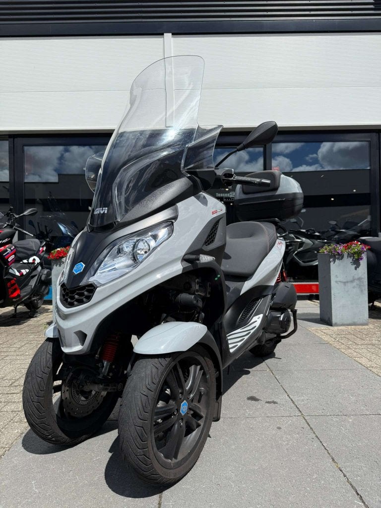 Piaggio MP3 300 HPE Sport, Niet ingevuld, Bedrijf, Niet ingevuld, Automaat