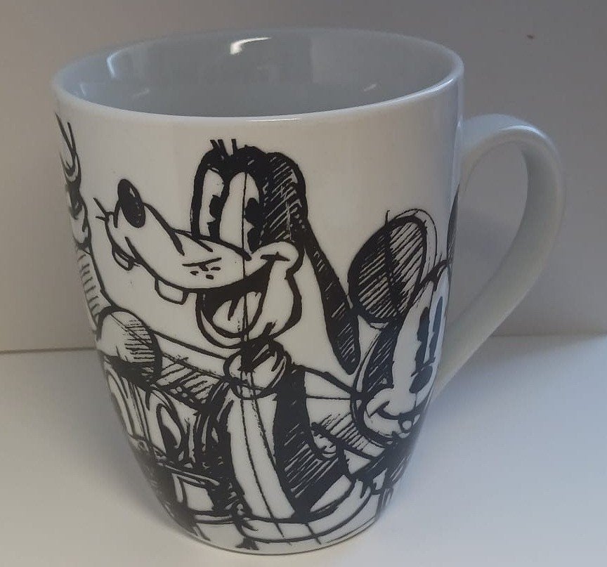 Disney Goofy en Mickey keramische mok met zwart-wit design., Ophalen of Verzenden, Goofy of Pluto, Zo goed als nieuw, Servies