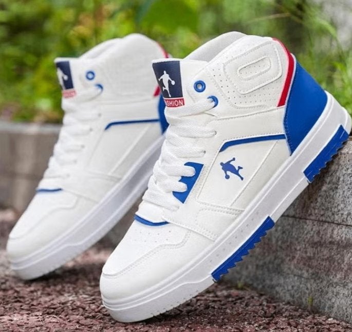 Stoere hoge sportschoenen voor heren met dikke zolen