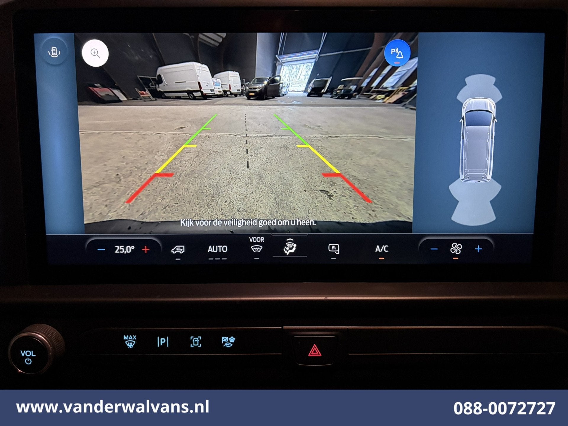 Ford Transit Custom 2.0 TDCI 136pk L2H1 Euro6 Airco | Leder, Voorwielaandrijving, Euro 6, Leder en Stof, Wit