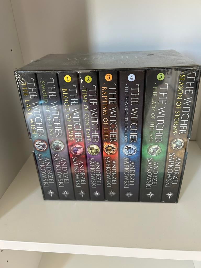 The witcher boxset, Boeken, Ophalen of Verzenden, Nieuw