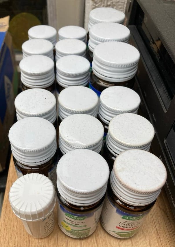 A. Vogel supplementen, lege glazen potjes met schroefdop, Ophalen of Verzenden, Voorraadpot, Glas, Gebruikt