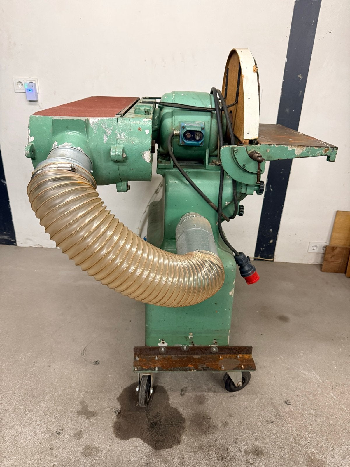 Robuuste bandschuurmachine met schijfschuurder, Doe-het-zelf en Verbouw, Gereedschap | Schuurmachines, Ophalen