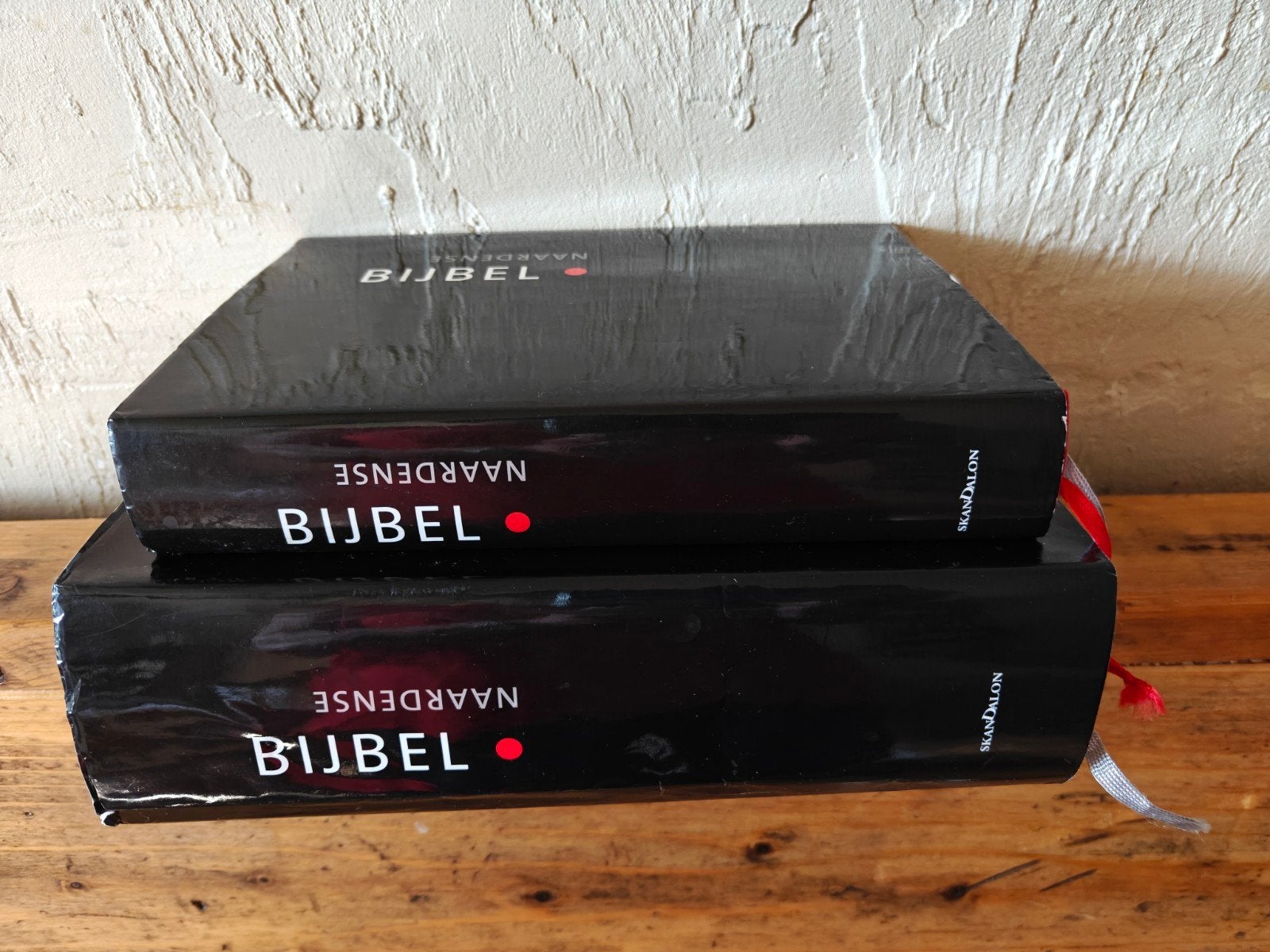 2 Naardense Bijbels., Ophalen of Verzenden, Zo goed als nieuw