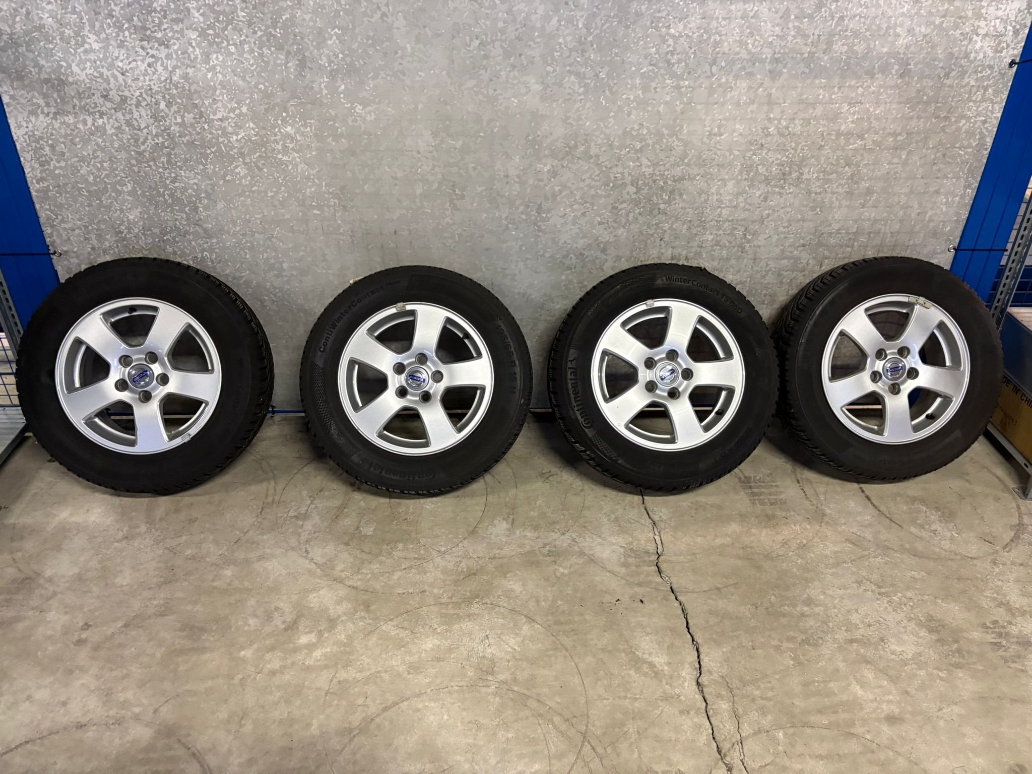 15'' Aquila - S40/V50 - Continental ContiWinterContact - 195