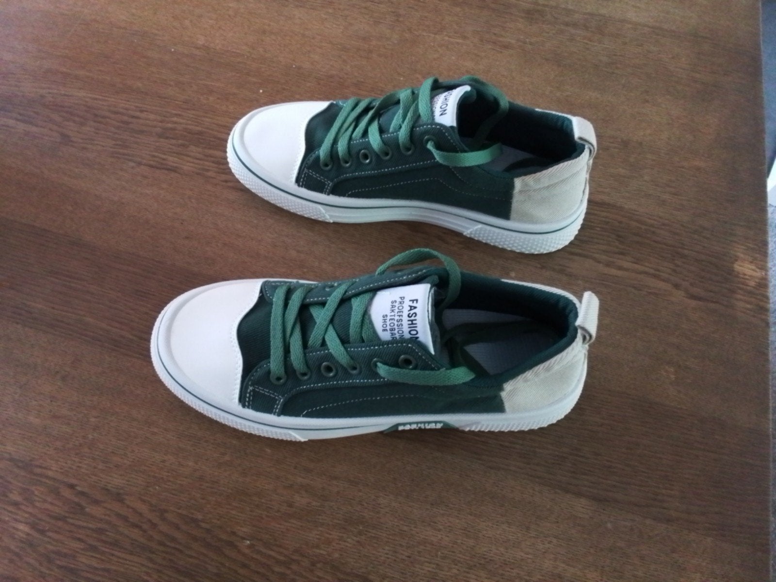 Groene herensneakers maat 41, Ophalen of Verzenden, Nieuw, Overige kleuren