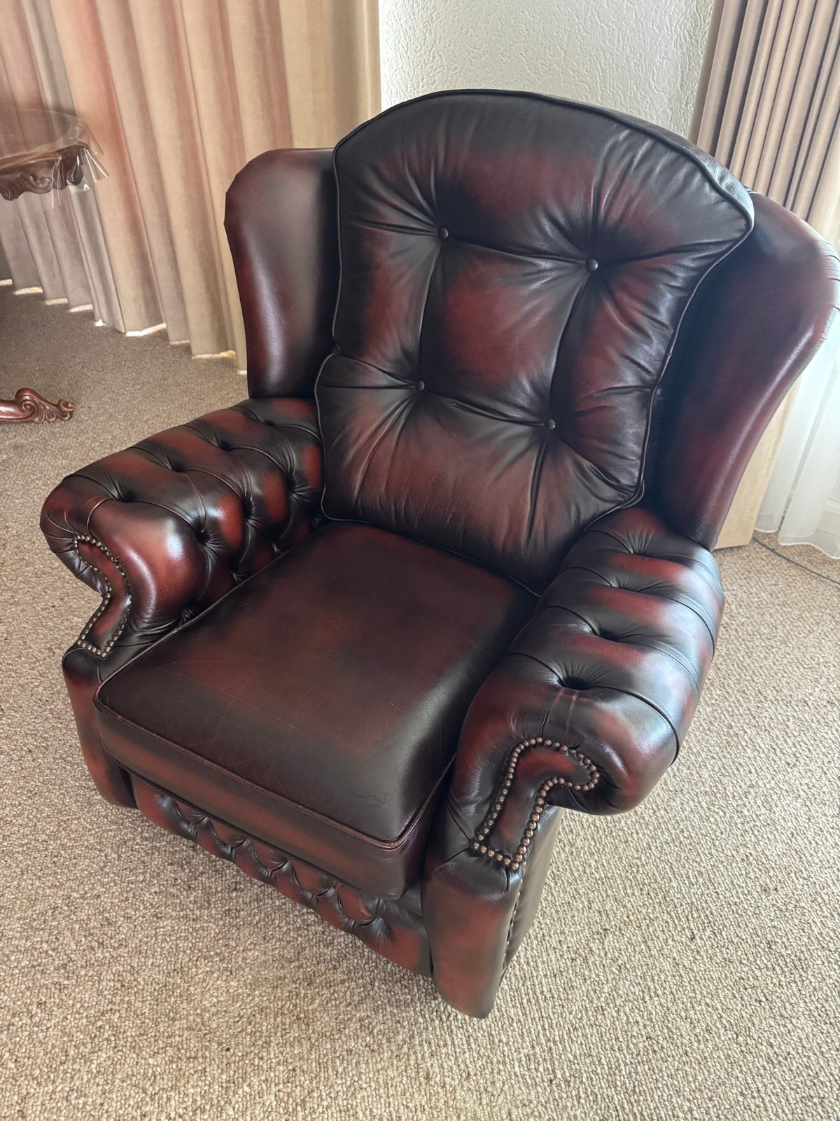 Luxe Leren Chesterfield Fauteuil - Klassiek Design, Huis en Inrichting, Stoelen, Gebruikt, Overige kleuren, Leer, Ophalen of Verzenden