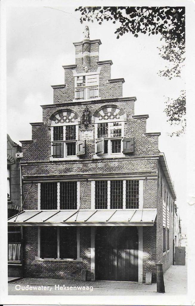 Oudewater Heksenwaag Oude gelopen Ansichtkaart ( 6648), Ophalen of Verzenden, 1960 tot 1980, Gelopen