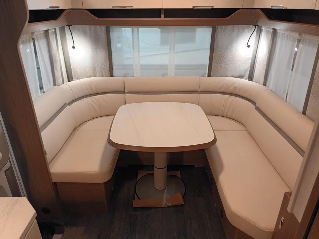 Tabbert Cazadora 490 TD, Rondzit, Tabbert, Bedrijf, Overige typen