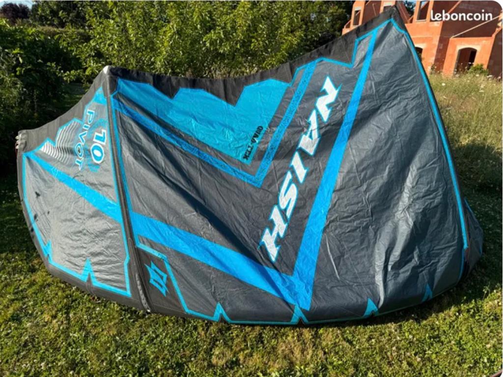 Naish Pivot 10m, Gebruikt, 10 m², Geen board, Ophalen of Verzenden