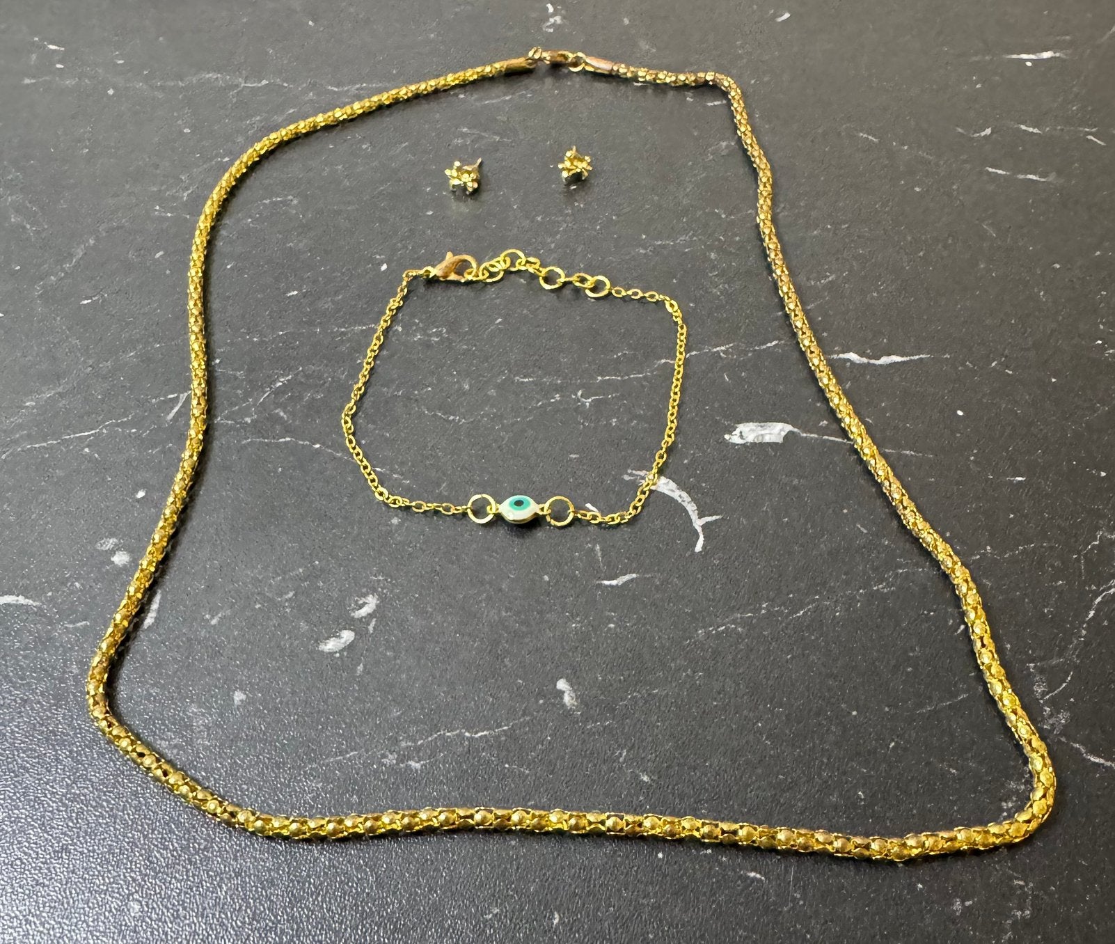 Nieuw sieraden set ketting + armband + oorbellen oog lelie, Ophalen of Verzenden, Nieuw, Goud, Overige materialen