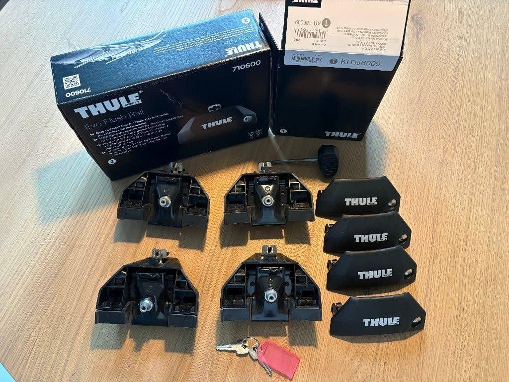 Thule Evo Flush Rail voetenset 710600 en Kit 6009, Auto diversen, Ophalen of Verzenden, Gebruikt
