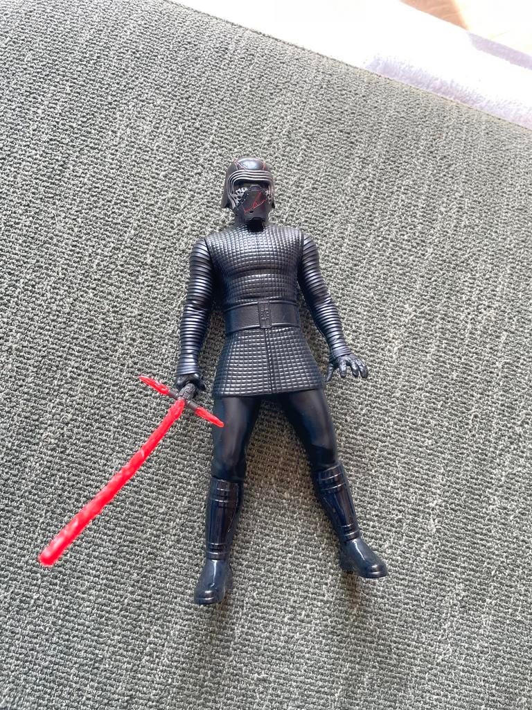 Star Wars Kylo Ren Actiefiguur met Lichtzwaard, Ophalen of Verzenden, Gebruikt