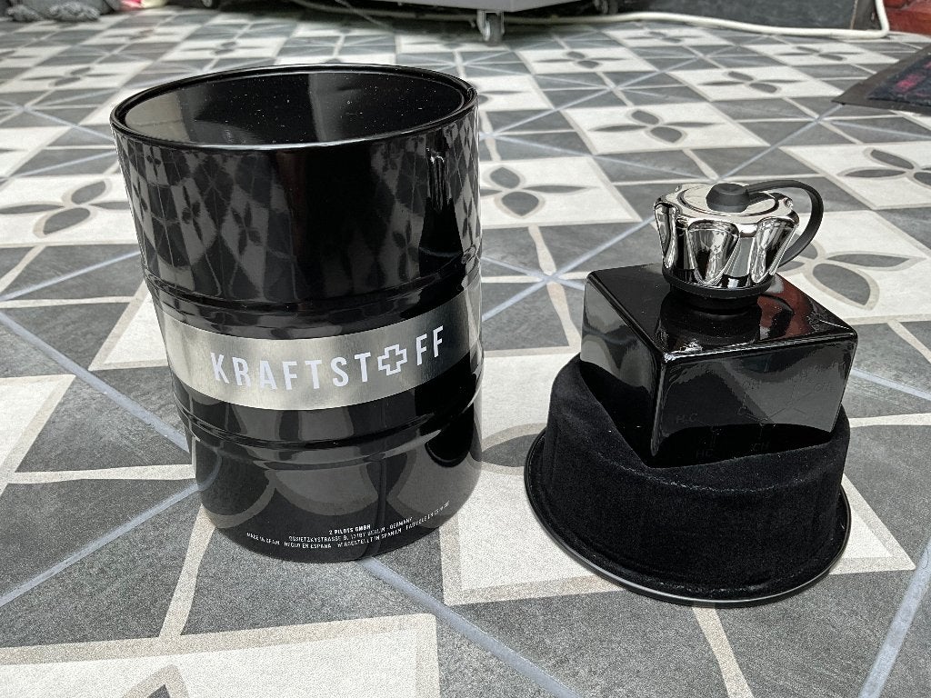PARFUM "KRAFTSTOFF" van Rammstein, Nieuw, Ophalen of Verzenden, PARFUM "KRAFTSTOFF" van Rammstein, Emmen