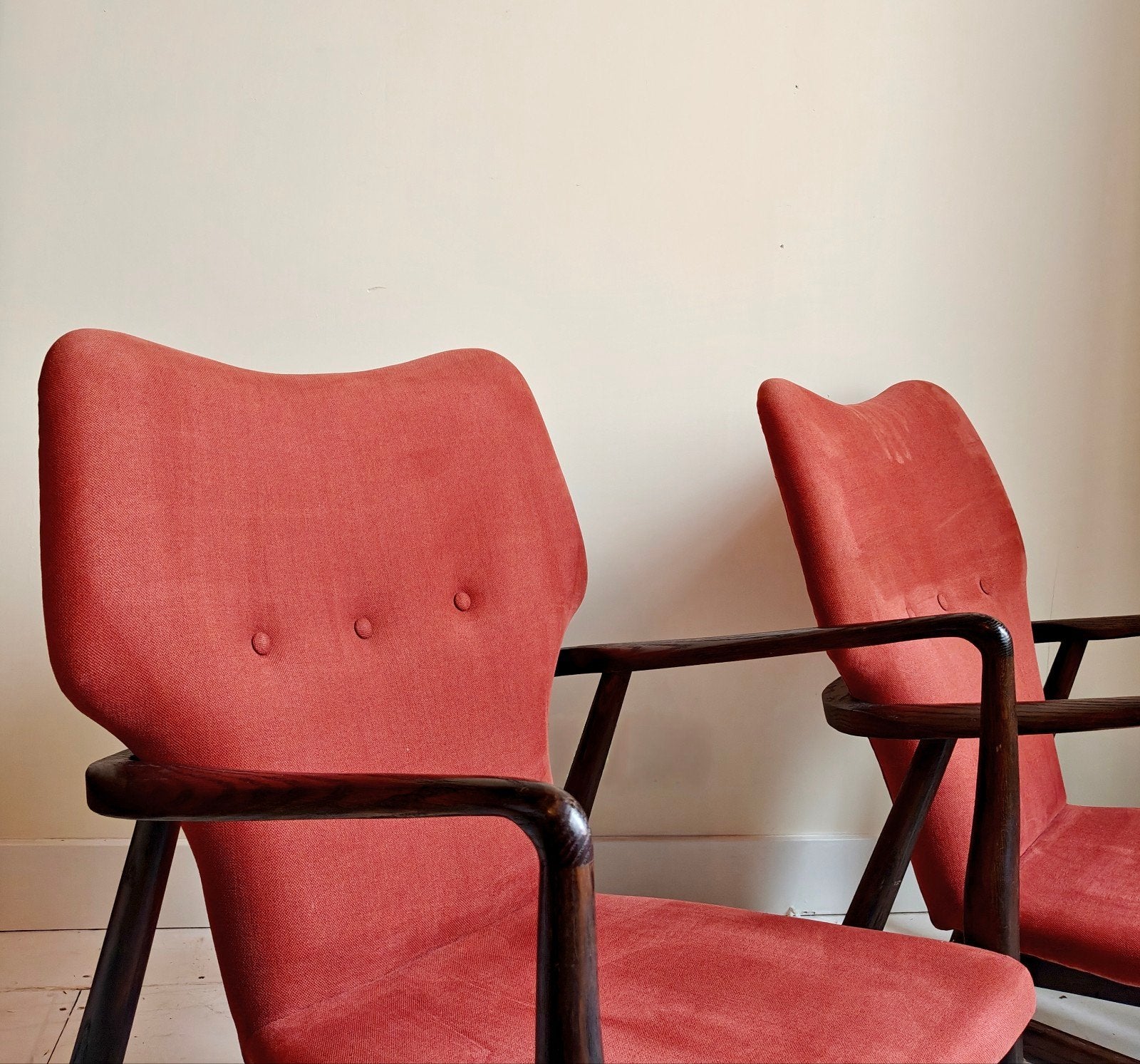 Fauteuils hout, rood-roze stof 5 stuks, Ophalen, Hout, Gebruikt, 50 tot 75 cm