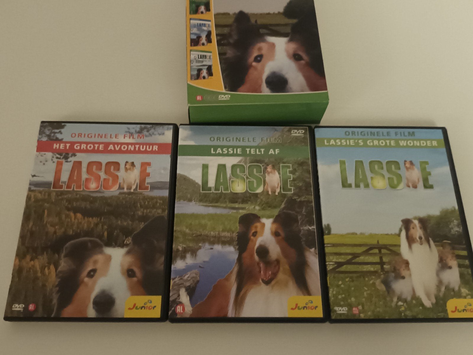 3 dvd box Lassie, Alle leeftijden, Ophalen of Verzenden, Zo goed als nieuw