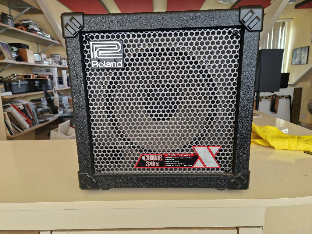 Roland Cube 30-x Gitaarversterker, Ophalen, Gebruikt, Gitaar, Minder dan 50 watt