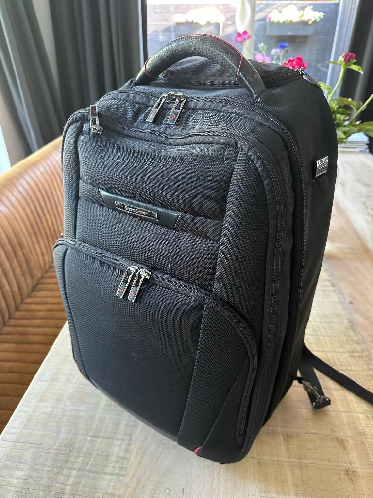 Samsonite Pro DLX 5 rugtas 15.6" - redelijke tot goede staat, Computers en Software, Laptoptassen, Gebruikt, Trolleytas, 16 inch