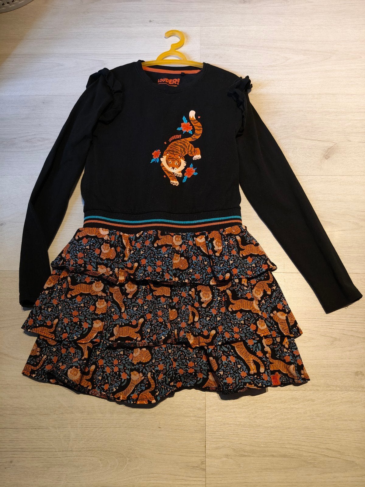 jurkjes 134/140, leuke kinderkleding, Kinderen en Baby's, Kinderkleding | Maat 134, Meisje, Louder, Ophalen of Verzenden, Zo goed als nieuw