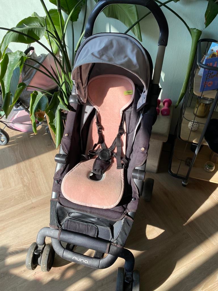Nuna Pepp buggy, Ophalen, Zo goed als nieuw
