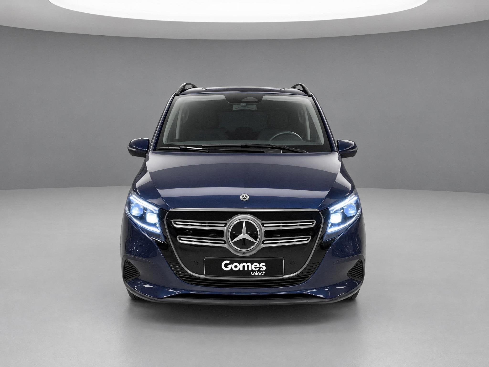 Mercedes-Benz EQV 300 L2 90kWh DC | Stoelverwarming | Rijass, Auto's, 12 maanden, Stof, Zwart, Blauw