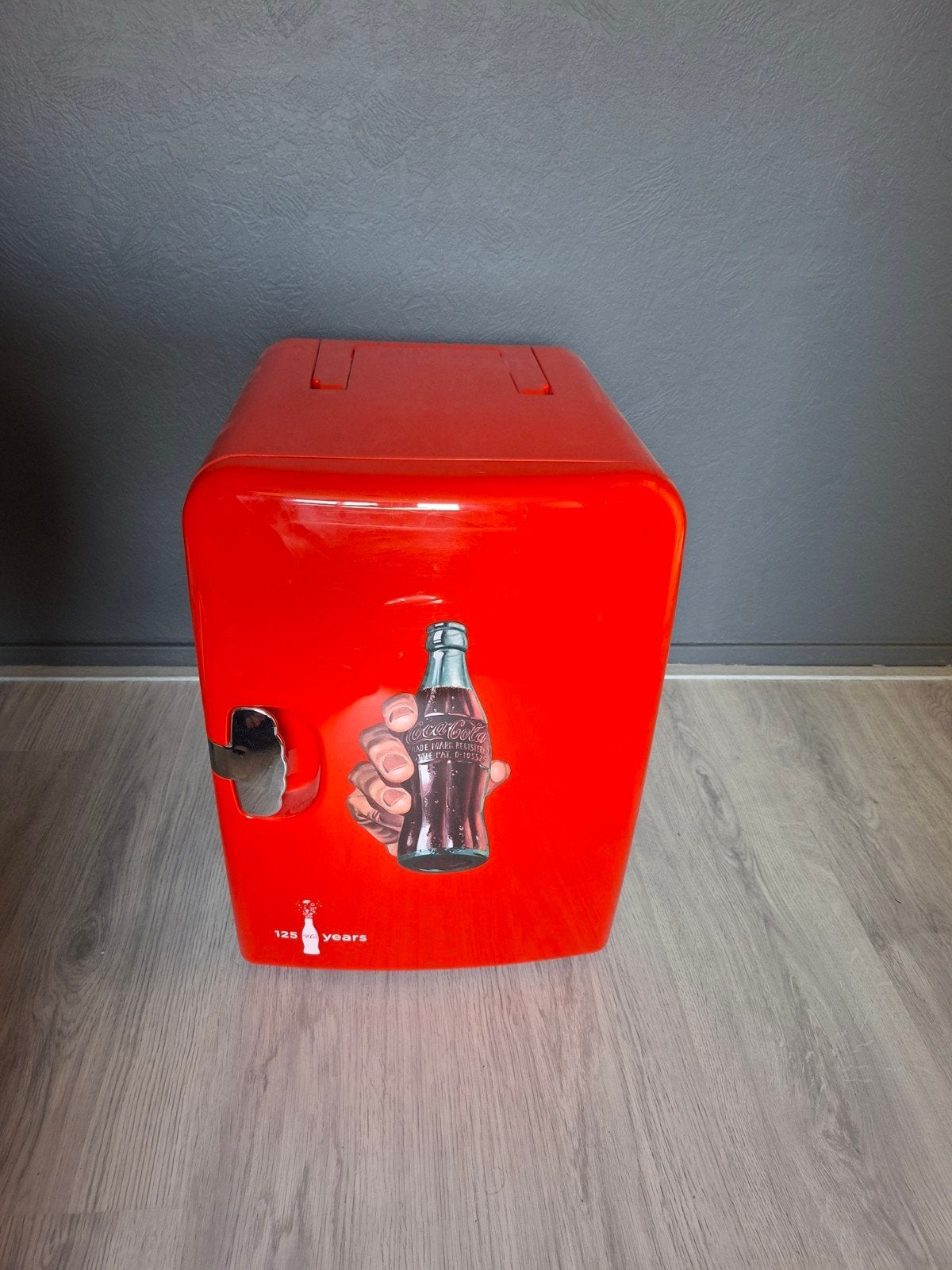 Coca-Cola Mini Koelkast + 3 Special Edition Flesjes, Witgoed en Apparatuur, Ophalen, Zo goed als nieuw, Zonder vriesvak