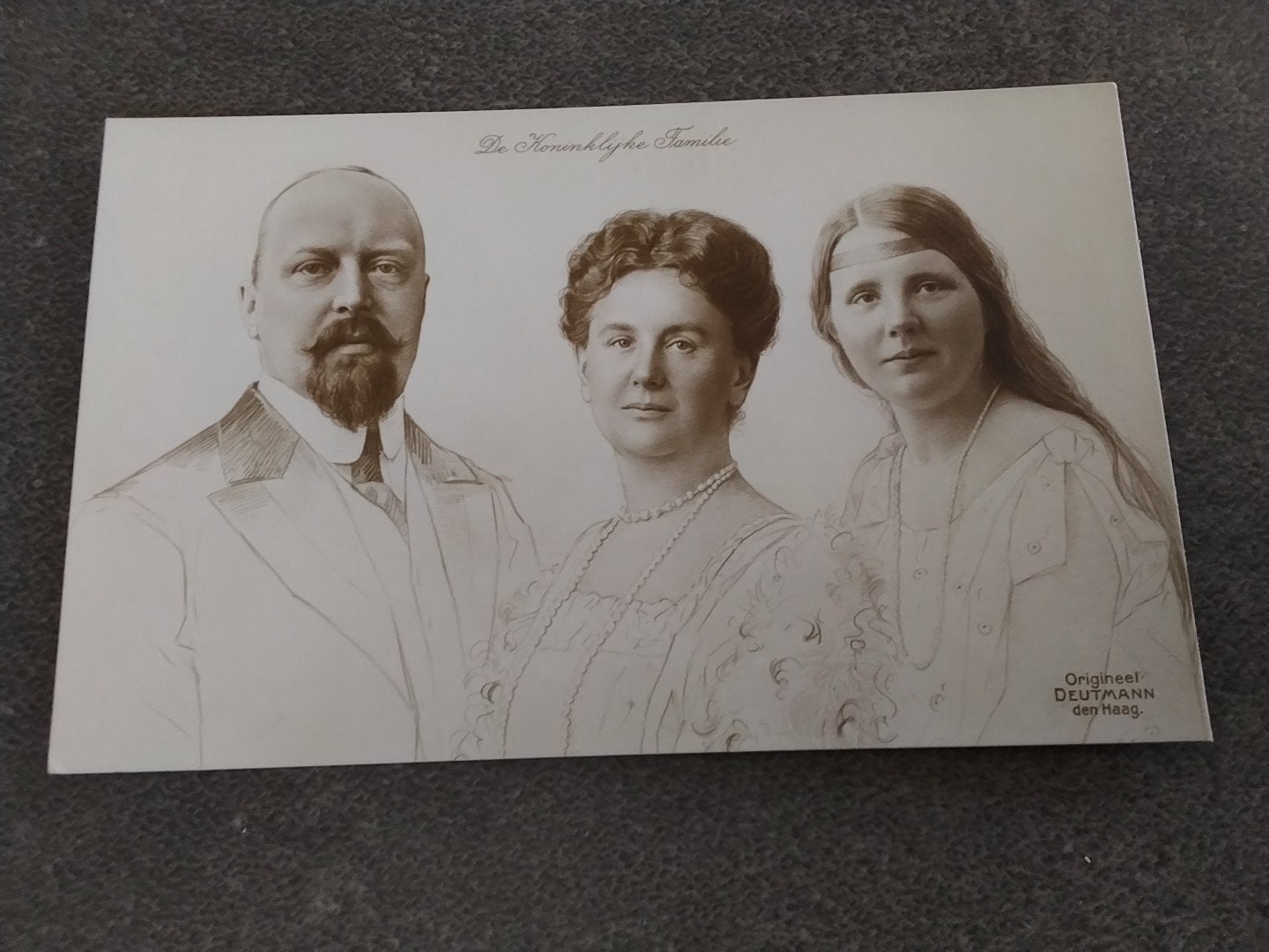 Fotokaart de Koninklijke familie foto Deutman, Verzamelen, Foto's en Prenten, Ophalen of Verzenden, Voor 1940, Zo goed als nieuw