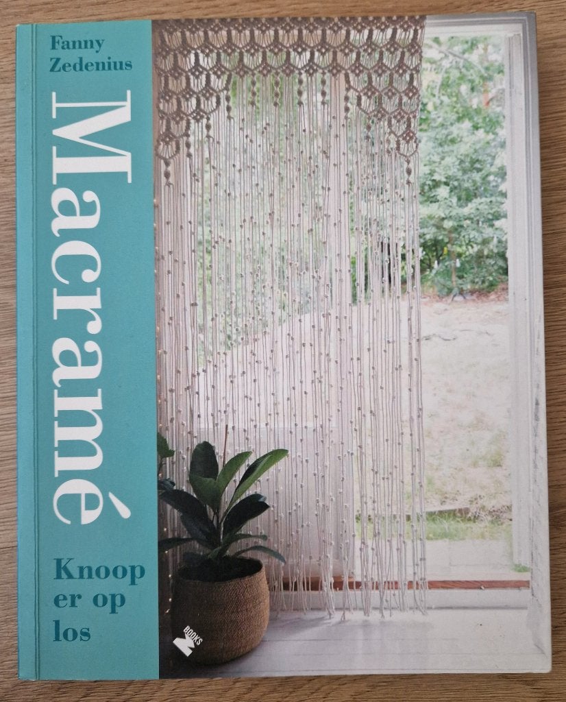Boek: Macramé Knoop er op los - Fanny Zedenius zgan .a, Ophalen of Verzenden, Zo goed als nieuw, Overige onderwerpen, Fanny Zedenius