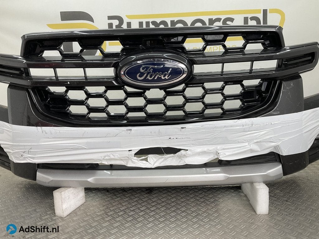 Bumper Ford Ranger IV 2000 N1WB-17C831-HAW Voorbumper D1-203, Bumper