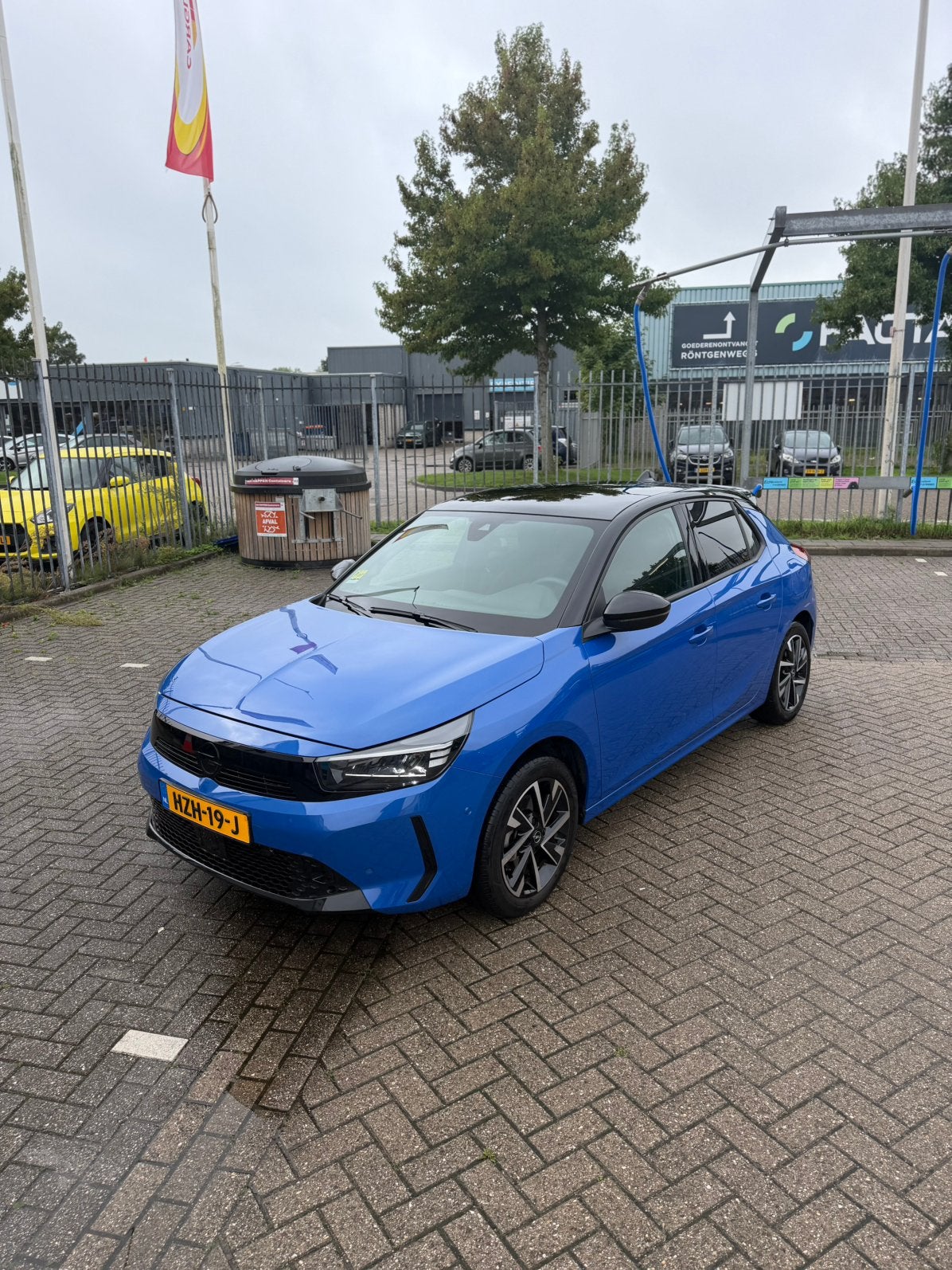Foto 2 van Opel Corsa 1.2 Turbo GS 130 PK automaat, nieuwstaat !