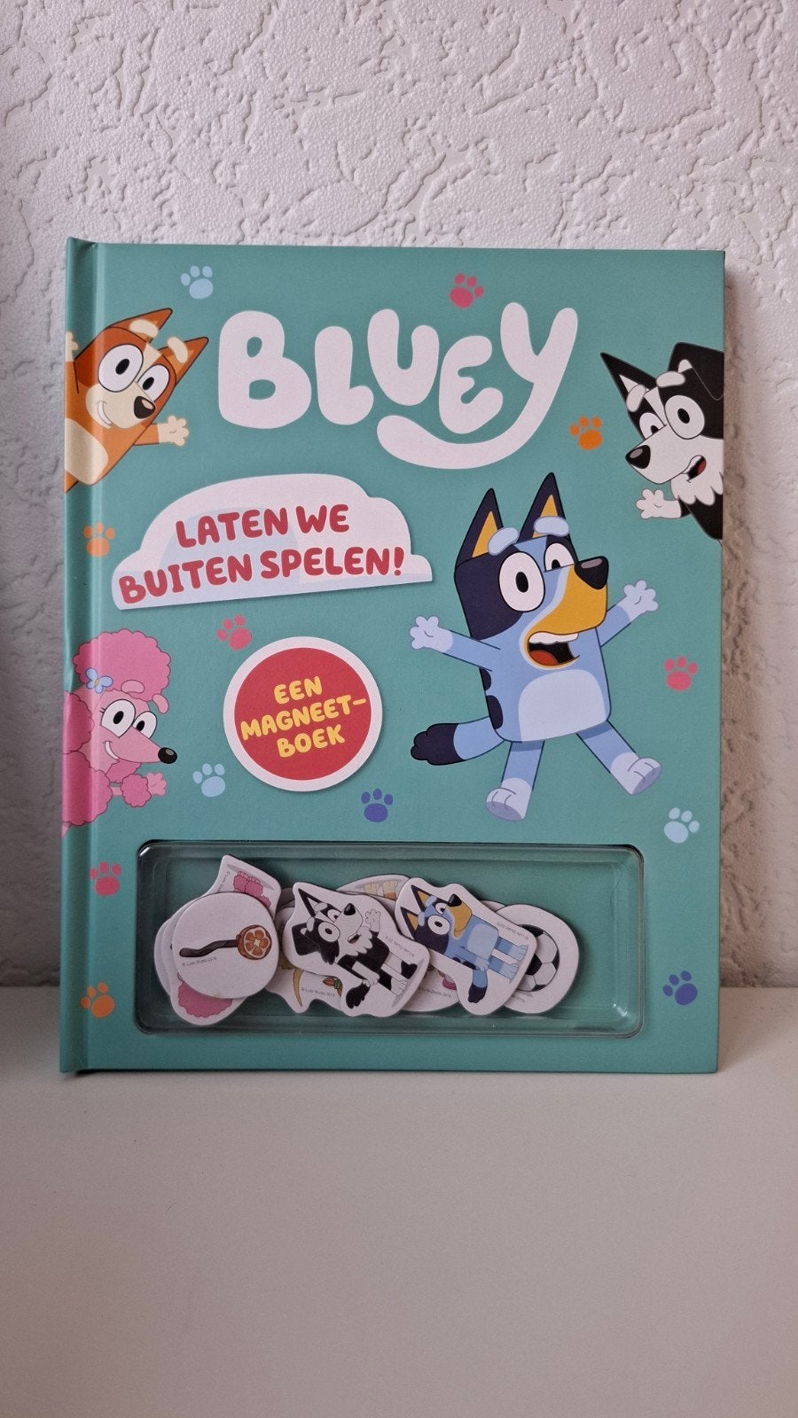 Bluey: Laten we buiten spelen! - Een magneetboek, Ophalen of Verzenden, Zo goed als nieuw, BBC Studios, 2 tot 3 jaar